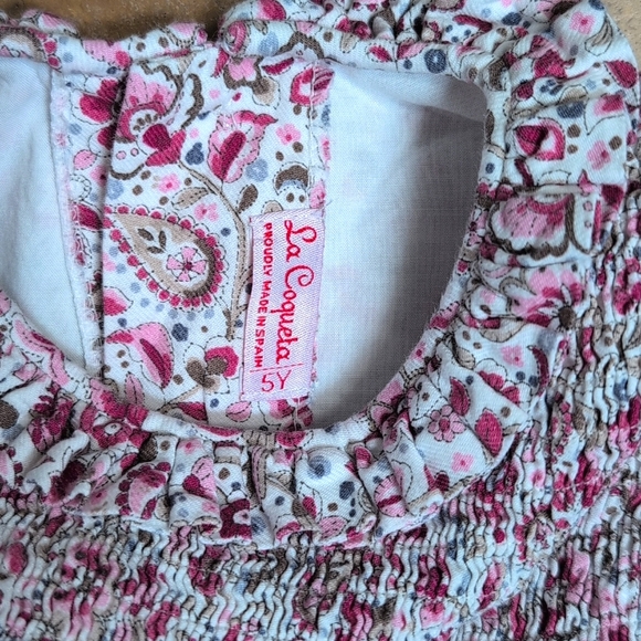 La Coqueta girl smocked dress. Pink paisley and floral print. Size 5Y. - Picture 2 of 4